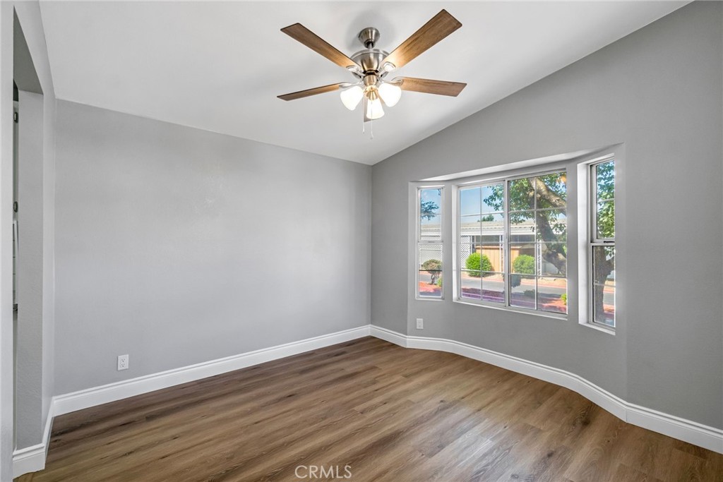 1218 E Cleveland #103, Madera, CA 93628