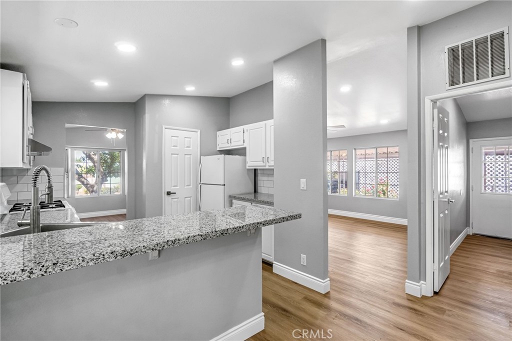 1218 E Cleveland #103, Madera, CA 93628