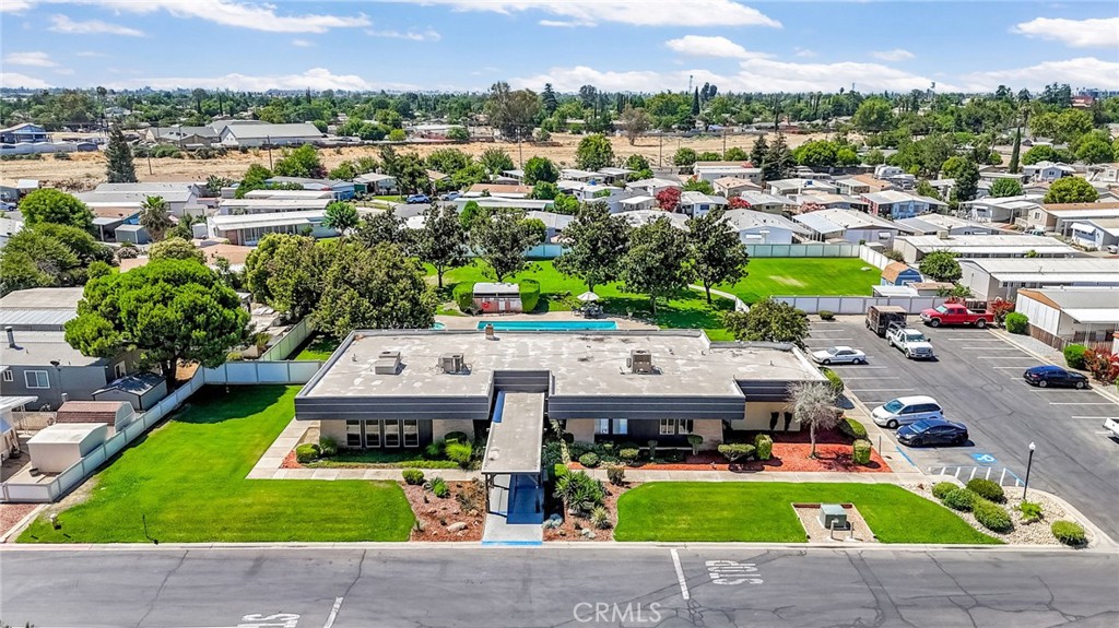 1218 E Cleveland #103, Madera, CA 93628