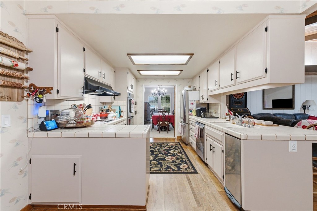 6479 N Blosser, Fresno, CA 93711