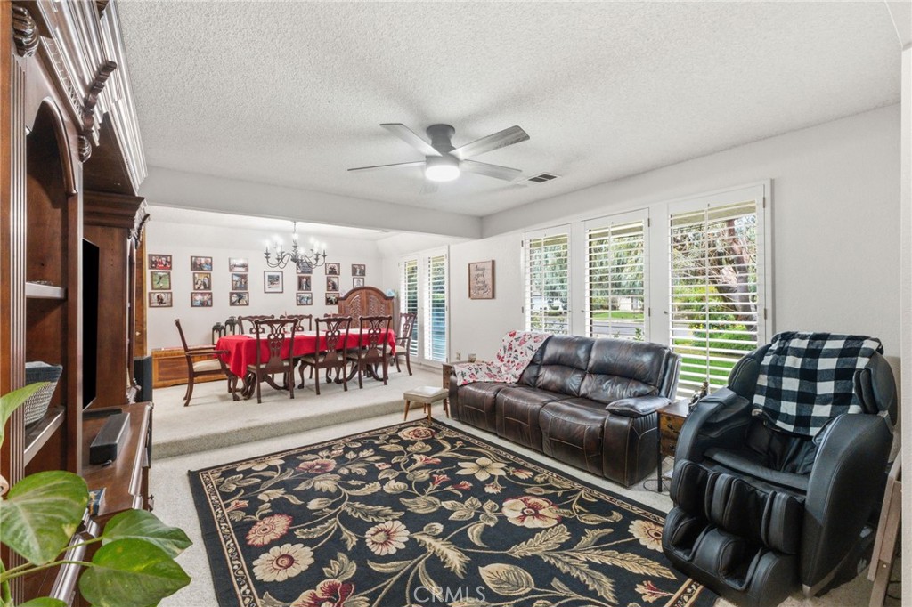 6479 N Blosser, Fresno, CA 93711