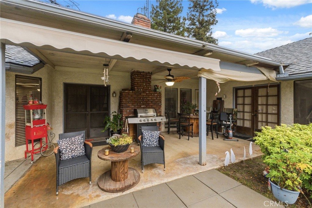 6479 N Blosser, Fresno, CA 93711