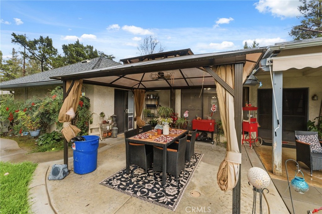 6479 N Blosser, Fresno, CA 93711