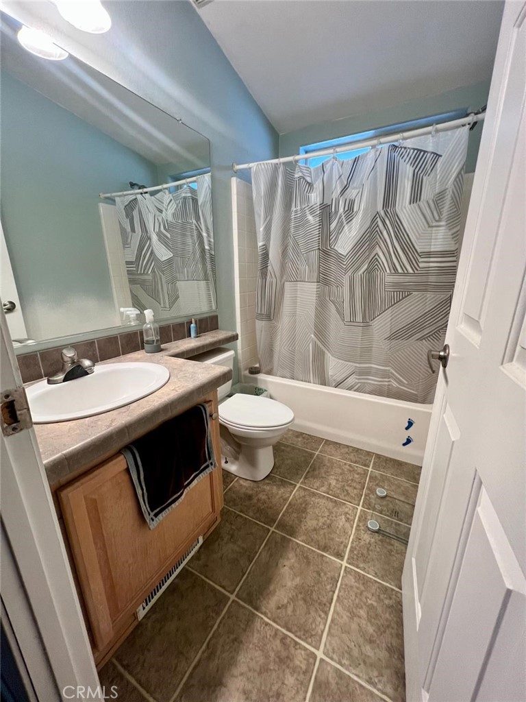 3138 W Dakota Ave #194, Fresno, CA 93722