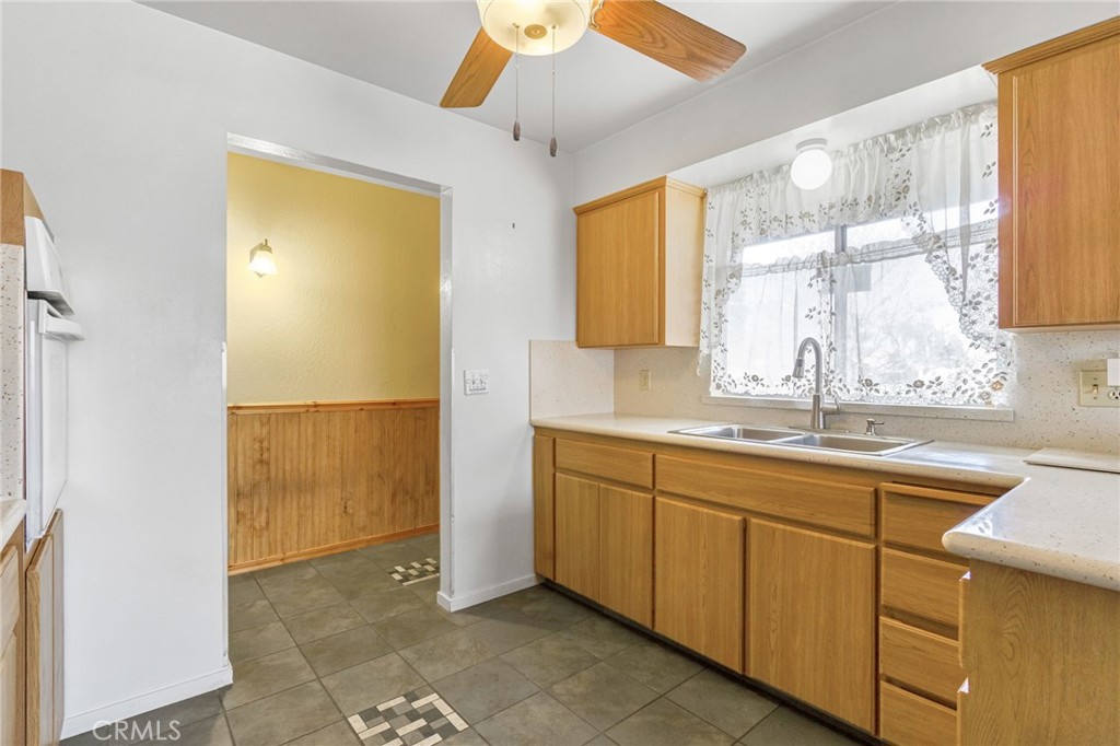 1606 Barstow, Clovis, CA 93611