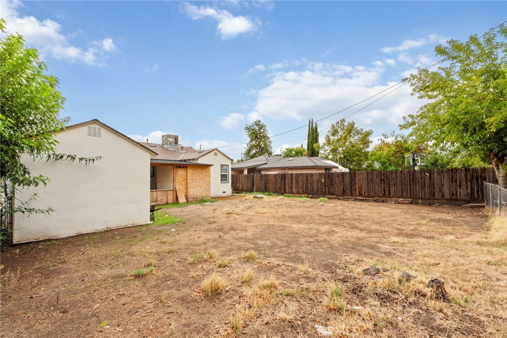 818 W Peralta, Fresno, CA 93705