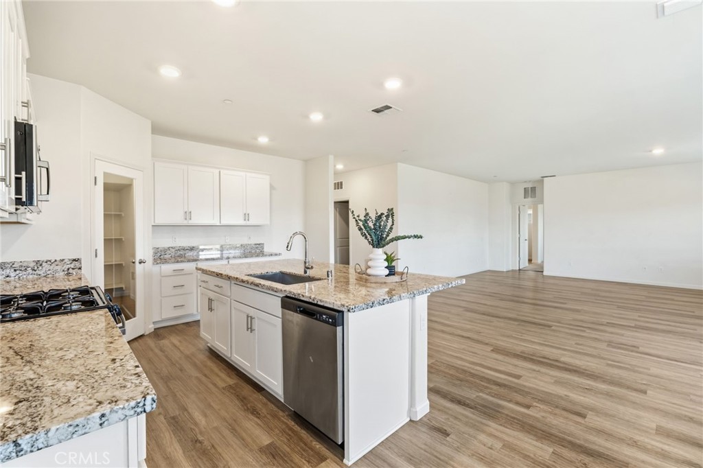 3503 Running Brook, Madera, CA 93637