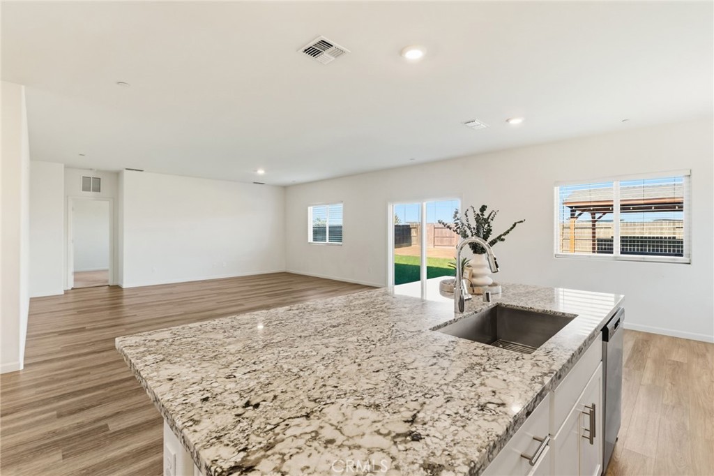 3503 Running Brook, Madera, CA 93637