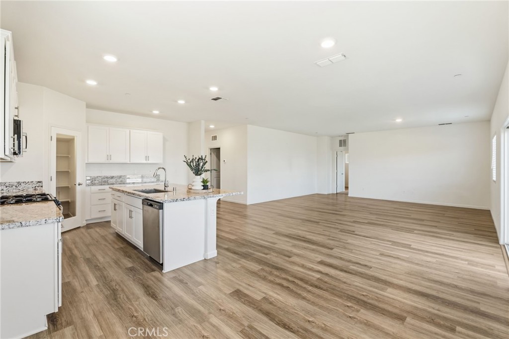 3503 Running Brook, Madera, CA 93637