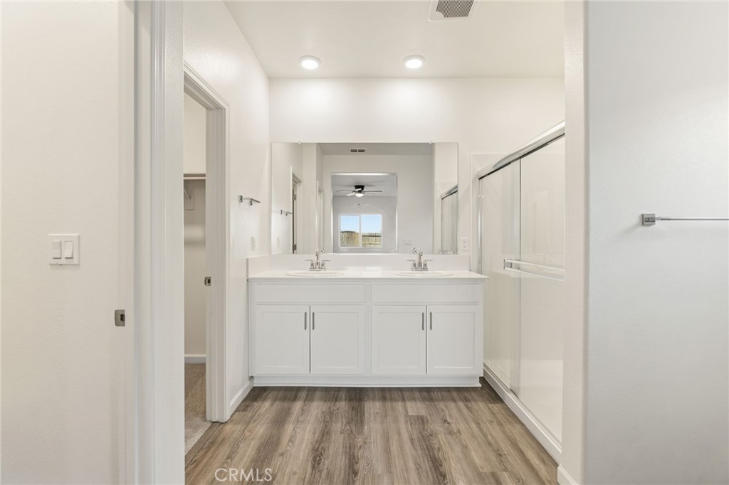 3503 Running Brook, Madera, CA 93637