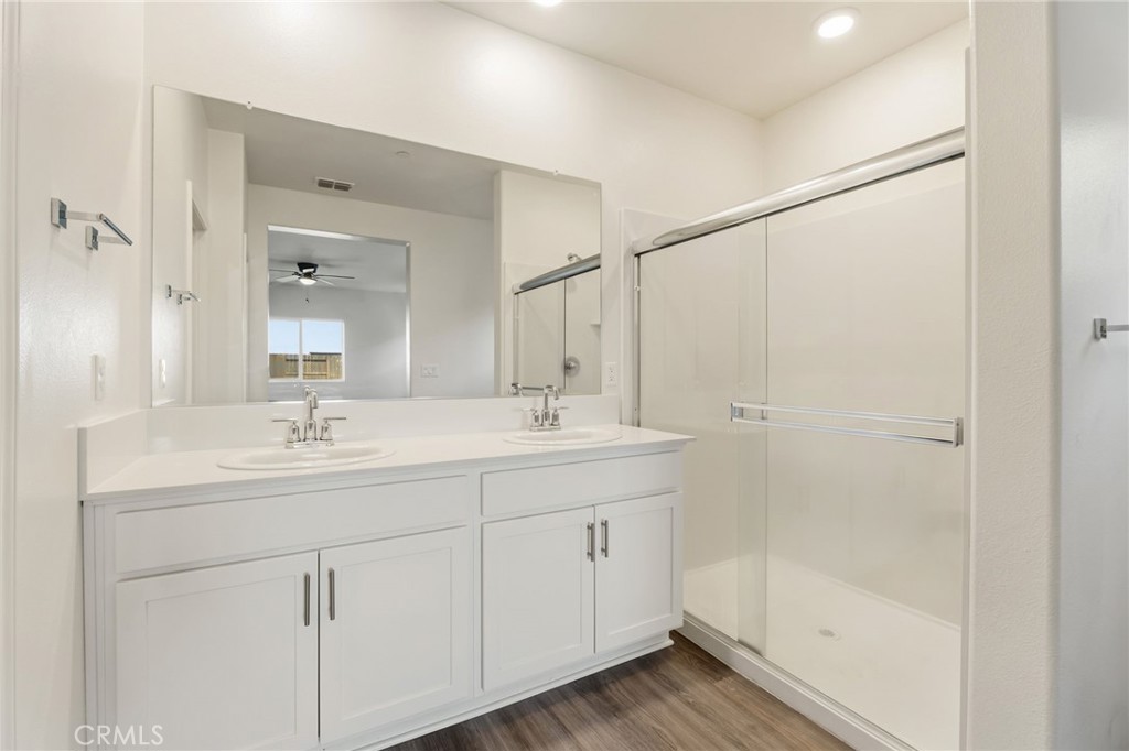 3503 Running Brook, Madera, CA 93637