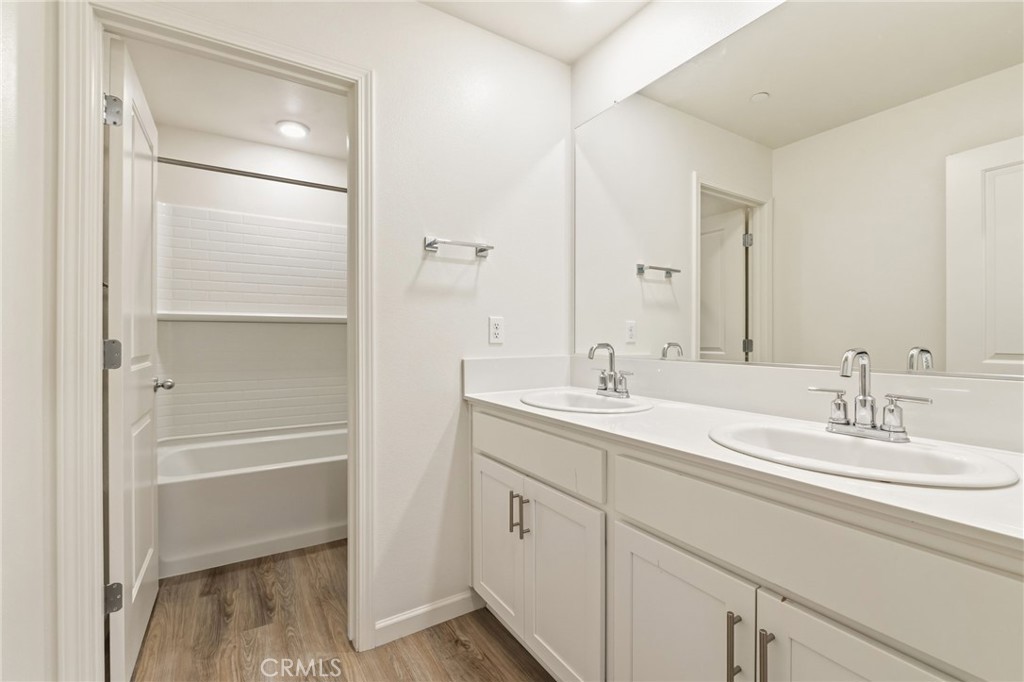 3503 Running Brook, Madera, CA 93637