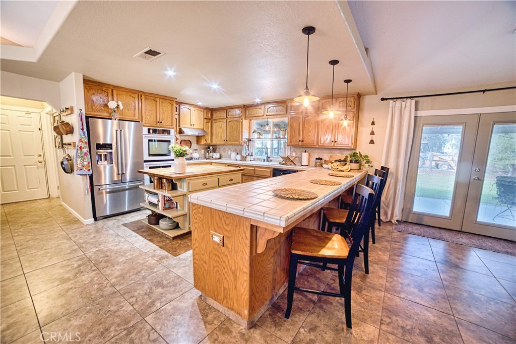 22052 Melrose Ct, Madera, CA 93638