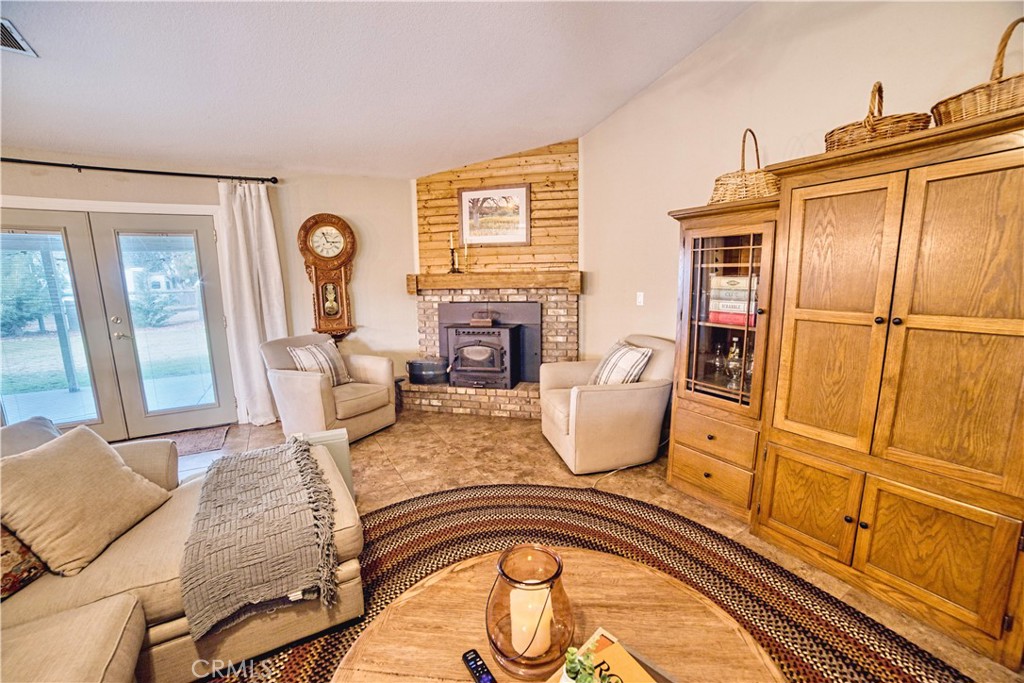 22052 Melrose Ct, Madera, CA 93638