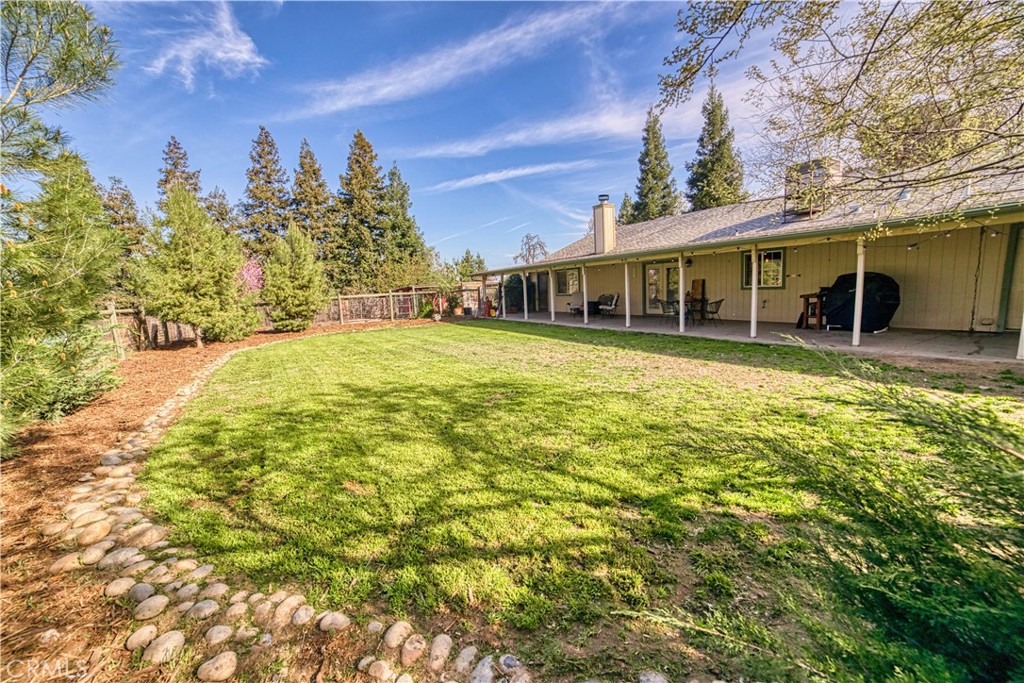 22052 Melrose Ct, Madera, CA 93638