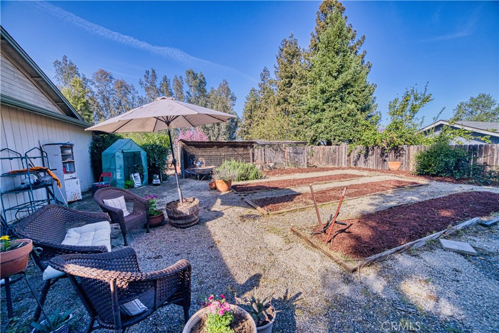 22052 Melrose Ct, Madera, CA 93638