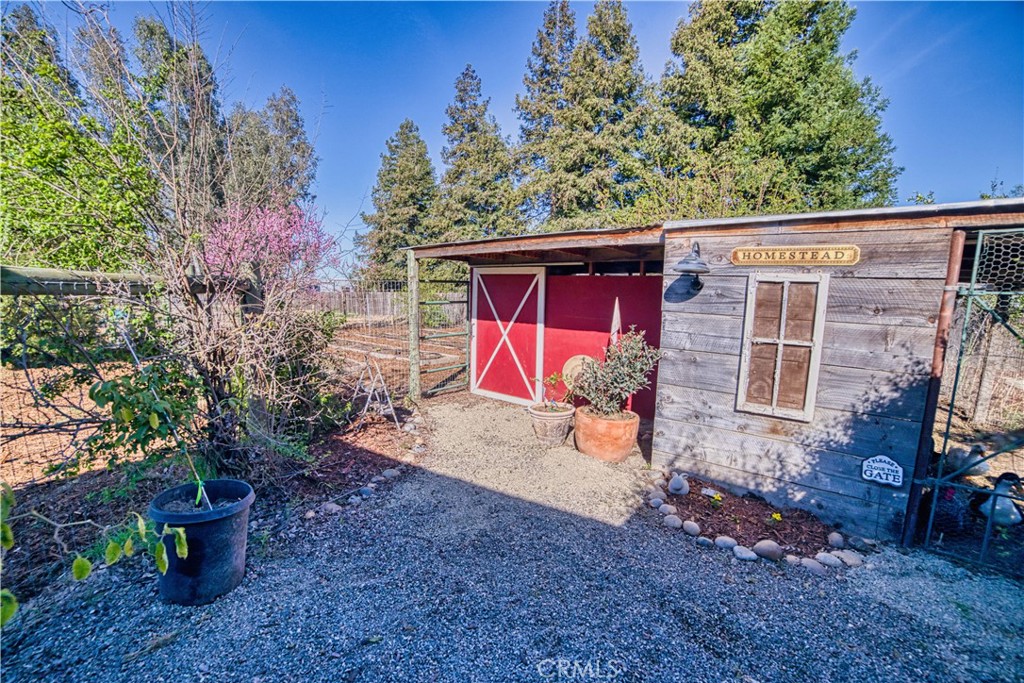 22052 Melrose Ct, Madera, CA 93638