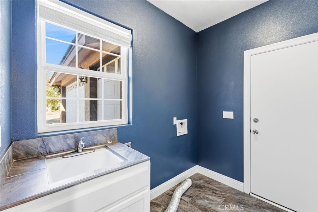 21678 Eastmere Ln, Friant, CA 93626