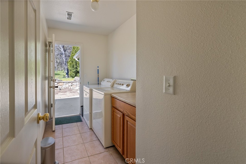 50174 Road 620, Oakhurst, CA 93644