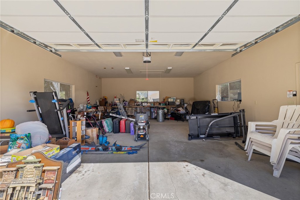 50174 Road 620, Oakhurst, CA 93644