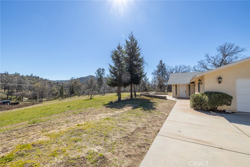 50174 Road 620, Oakhurst, CA 93644