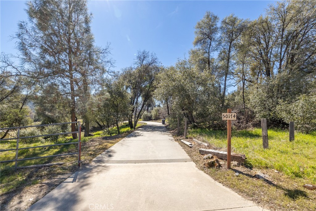 50174 Road 620, Oakhurst, CA 93644