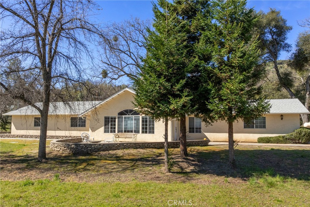 50174 Road 620, Oakhurst, CA 93644