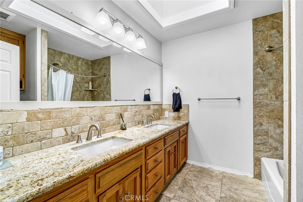 2436 Trevor Ct, Madera, CA 93637