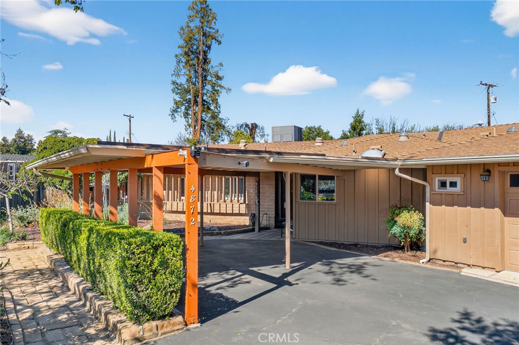 4872 N Arcade, Fresno, CA 93704