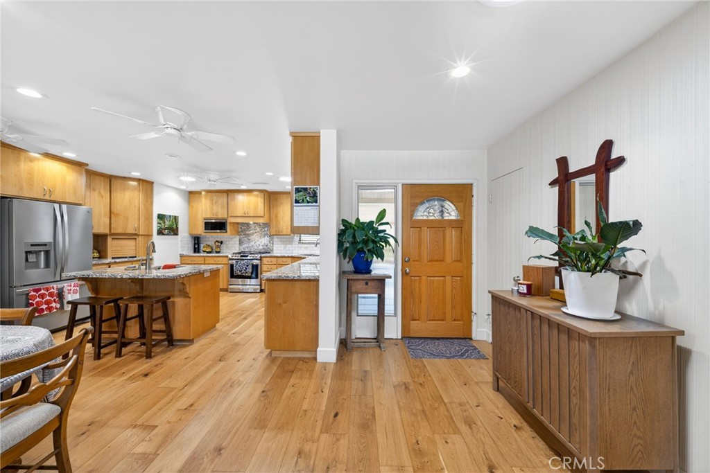 4872 N Arcade, Fresno, CA 93704