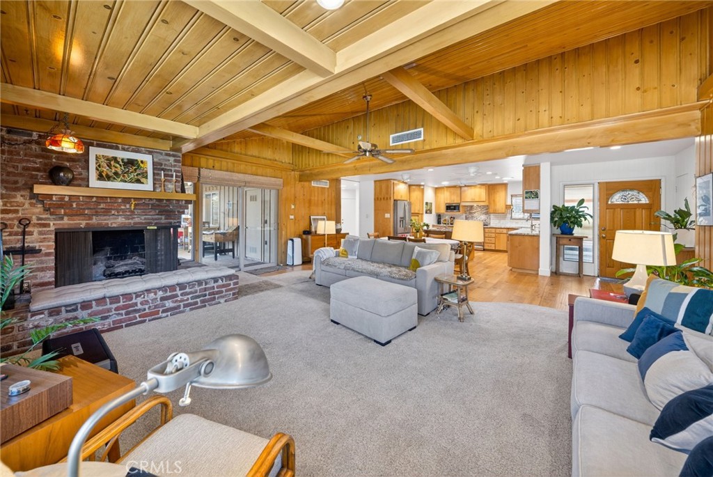 4872 N Arcade, Fresno, CA 93704