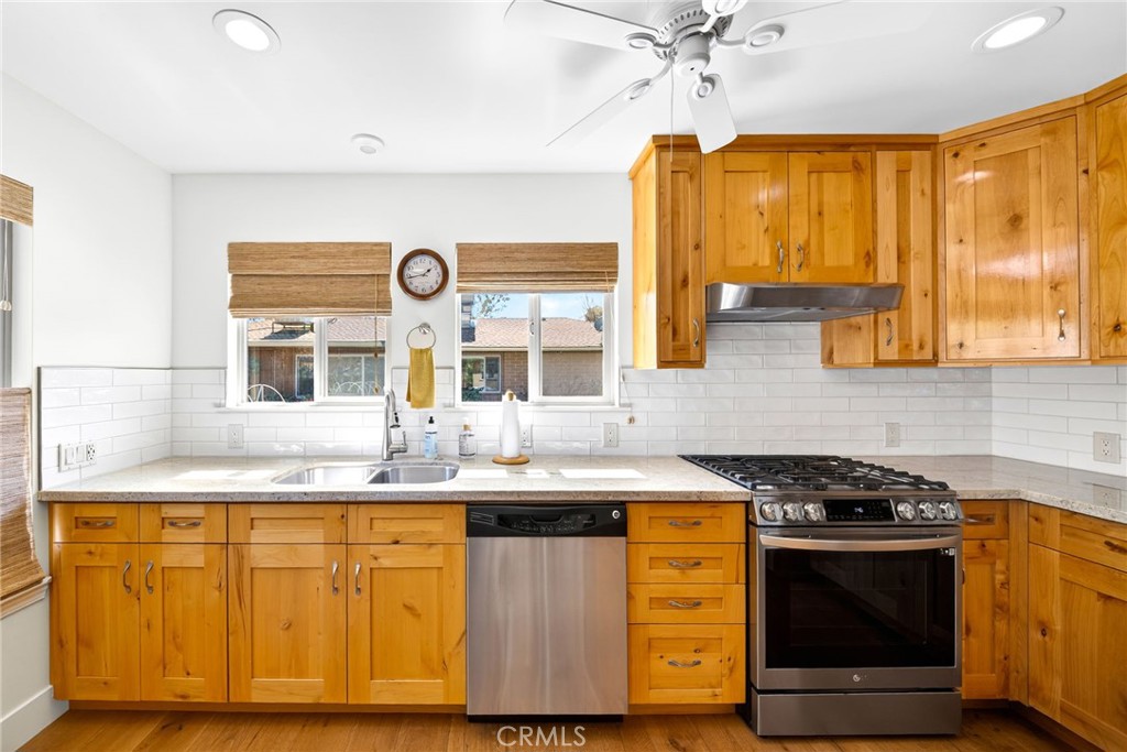 4872 N Arcade, Fresno, CA 93704