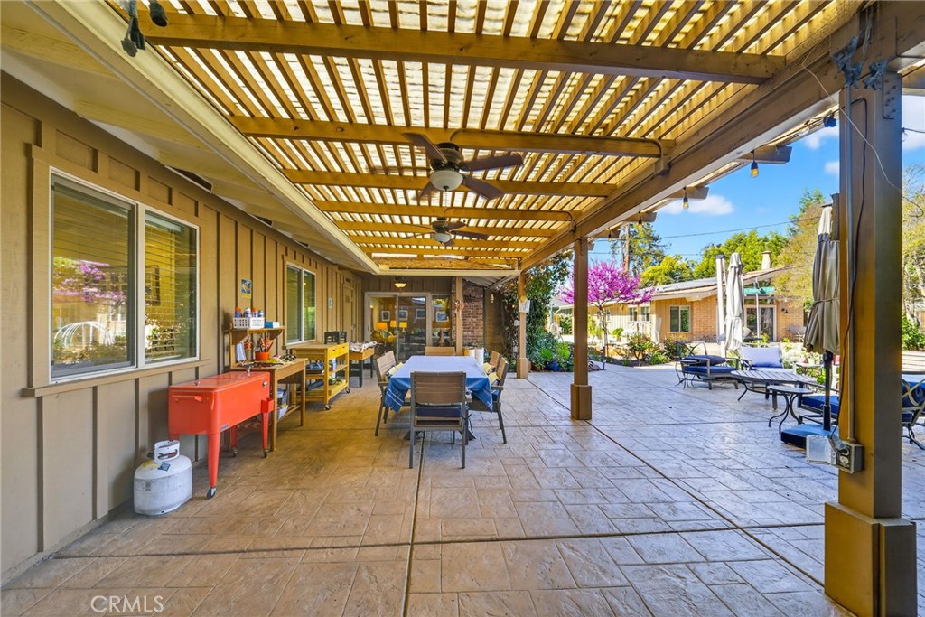 4872 N Arcade, Fresno, CA 93704