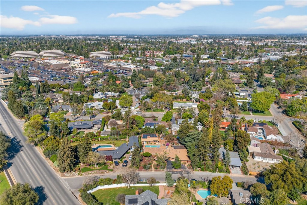 4872 N Arcade, Fresno, CA 93704