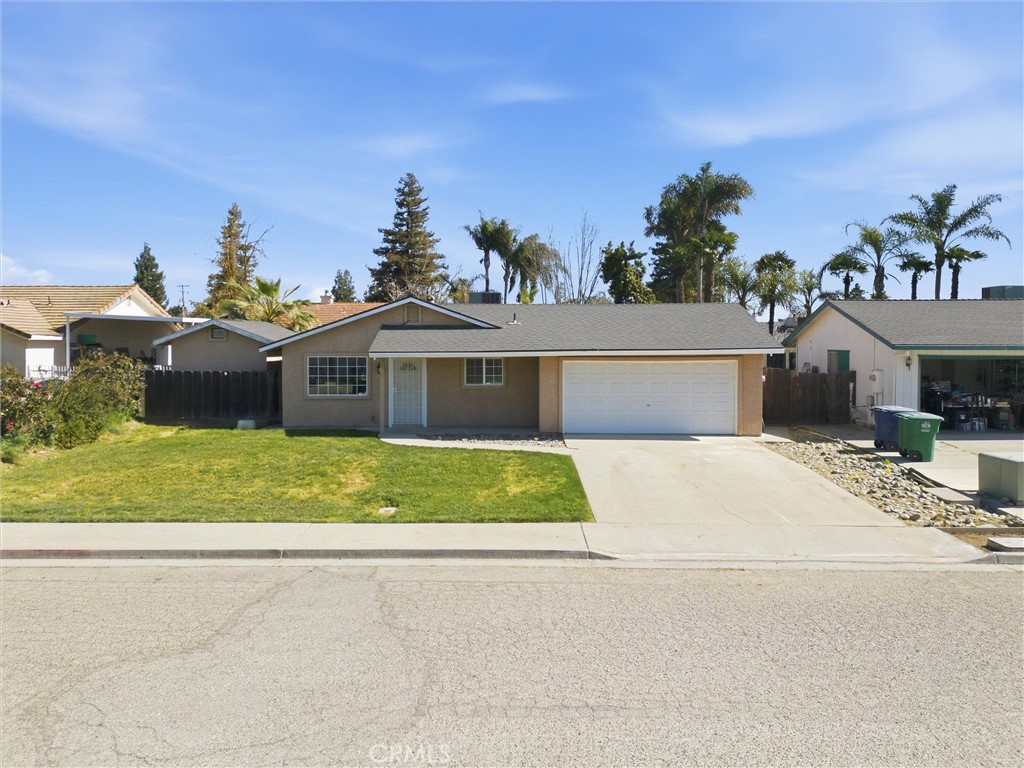 840 Holiday Way, Chowchilla, CA 93610