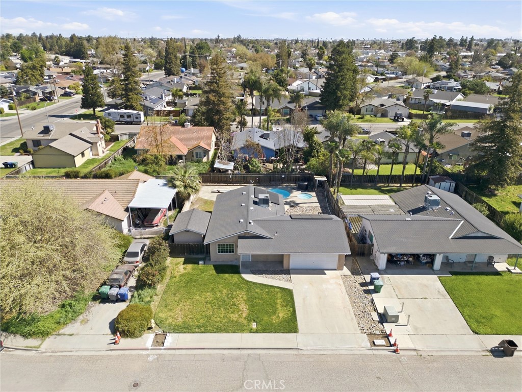 840 Holiday Way, Chowchilla, CA 93610