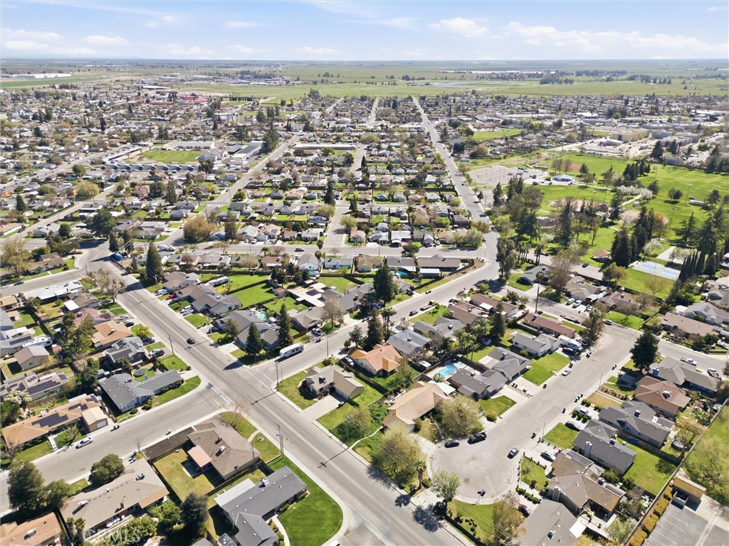 840 Holiday Way, Chowchilla, CA 93610