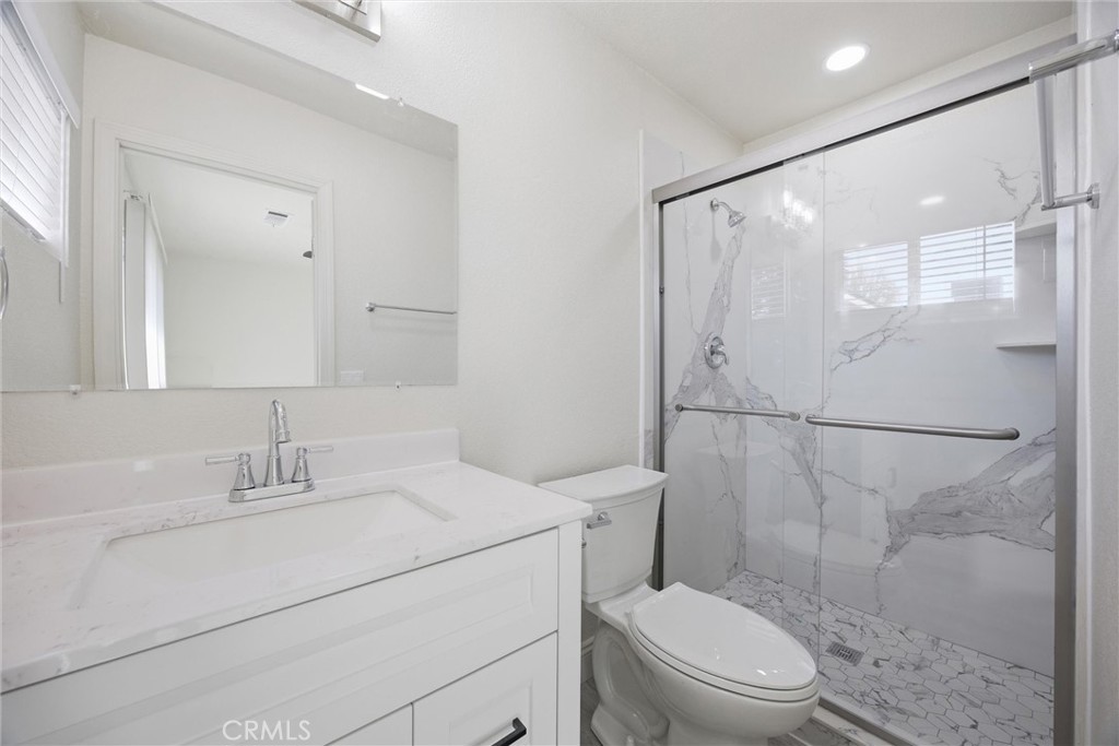 840 Holiday Way, Chowchilla, CA 93610