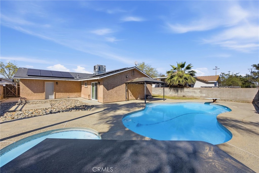 840 Holiday Way, Chowchilla, CA 93610