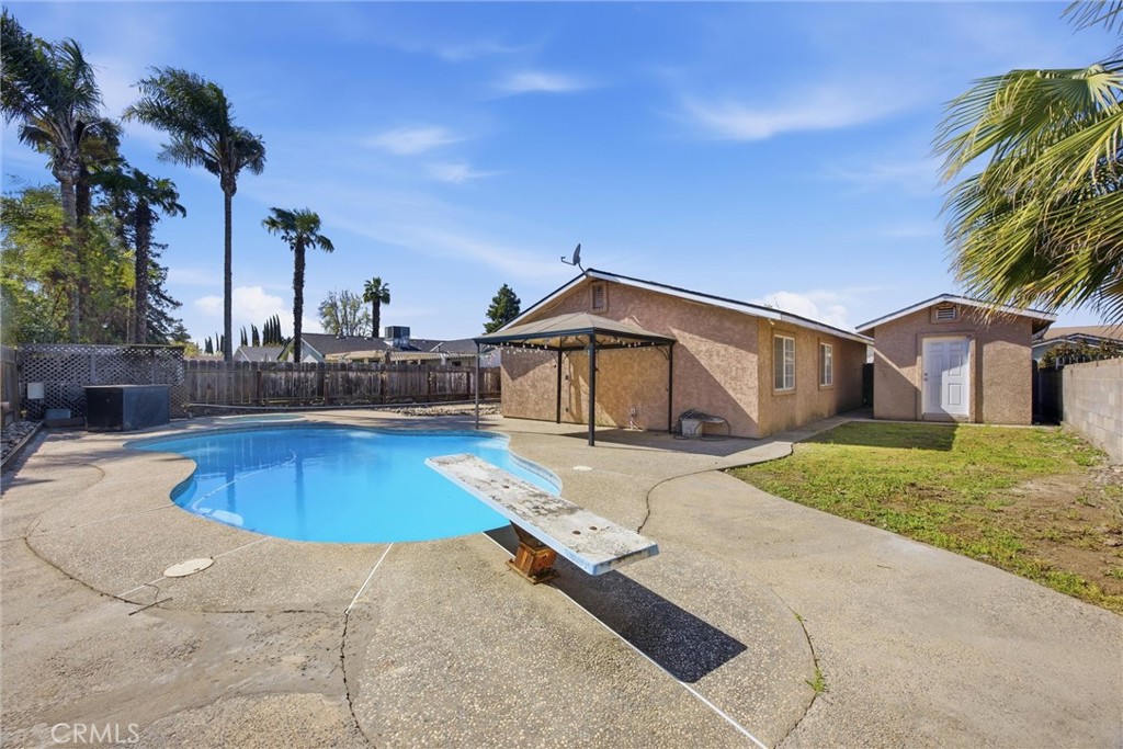 840 Holiday Way, Chowchilla, CA 93610