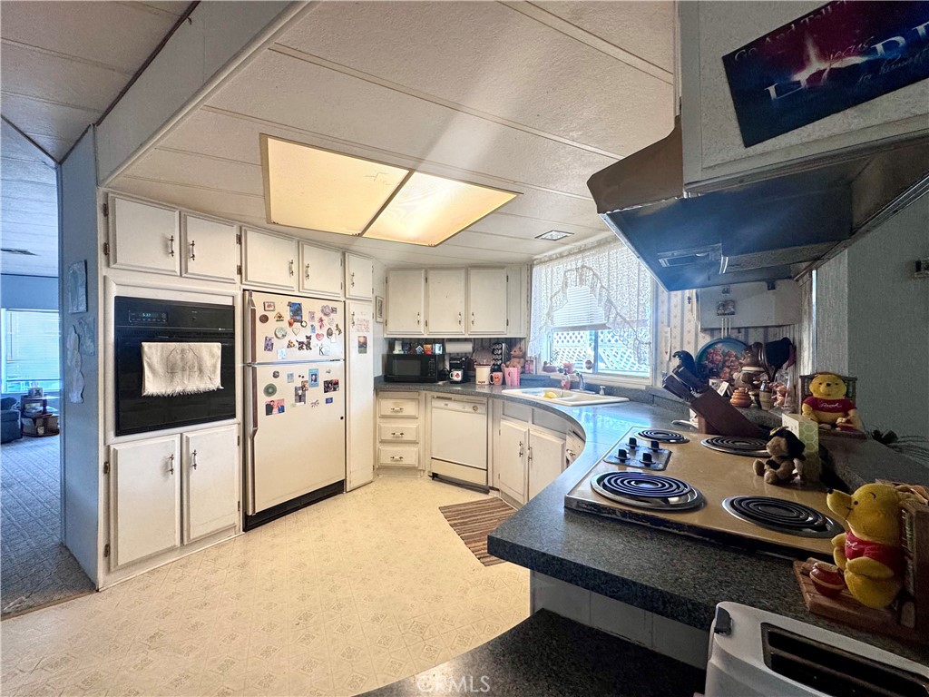 1218 Cleveland Ave #152, Madera, CA 93638