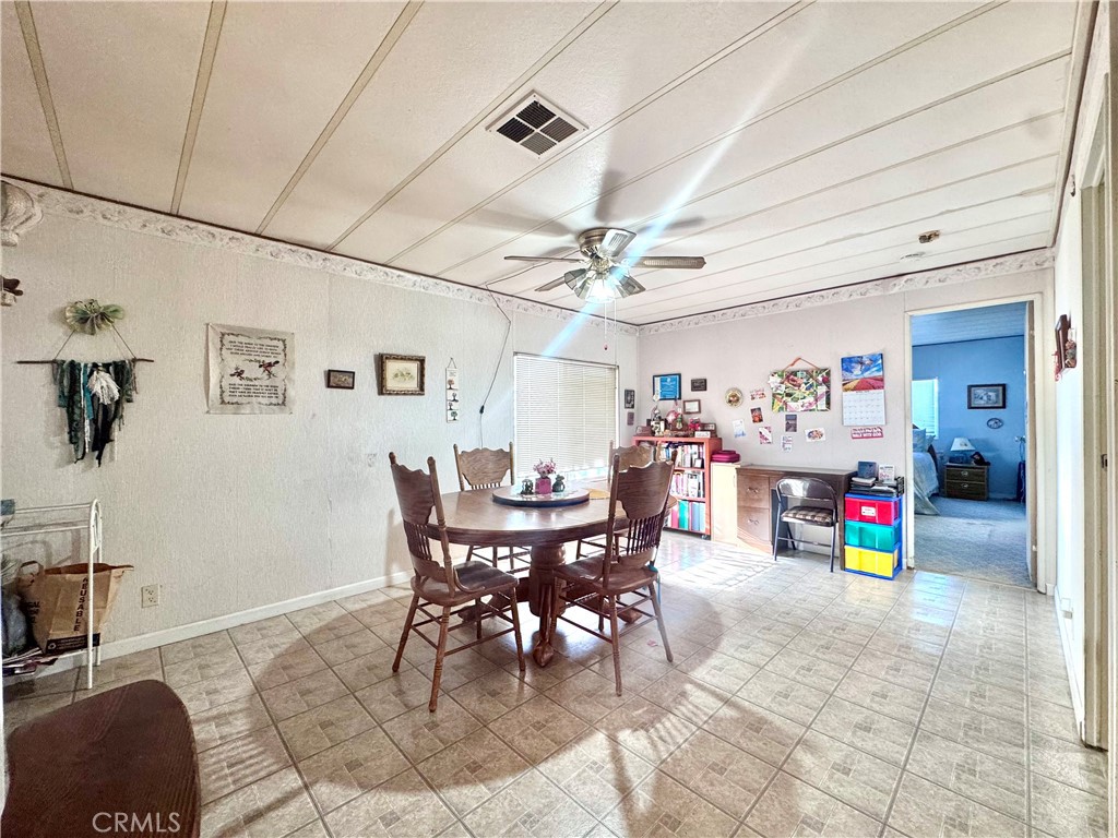 1218 Cleveland Ave #152, Madera, CA 93638