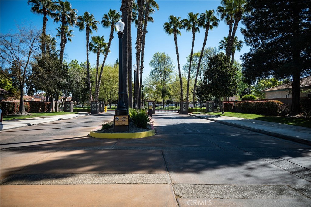 3 West Loop, Madera, CA 93637