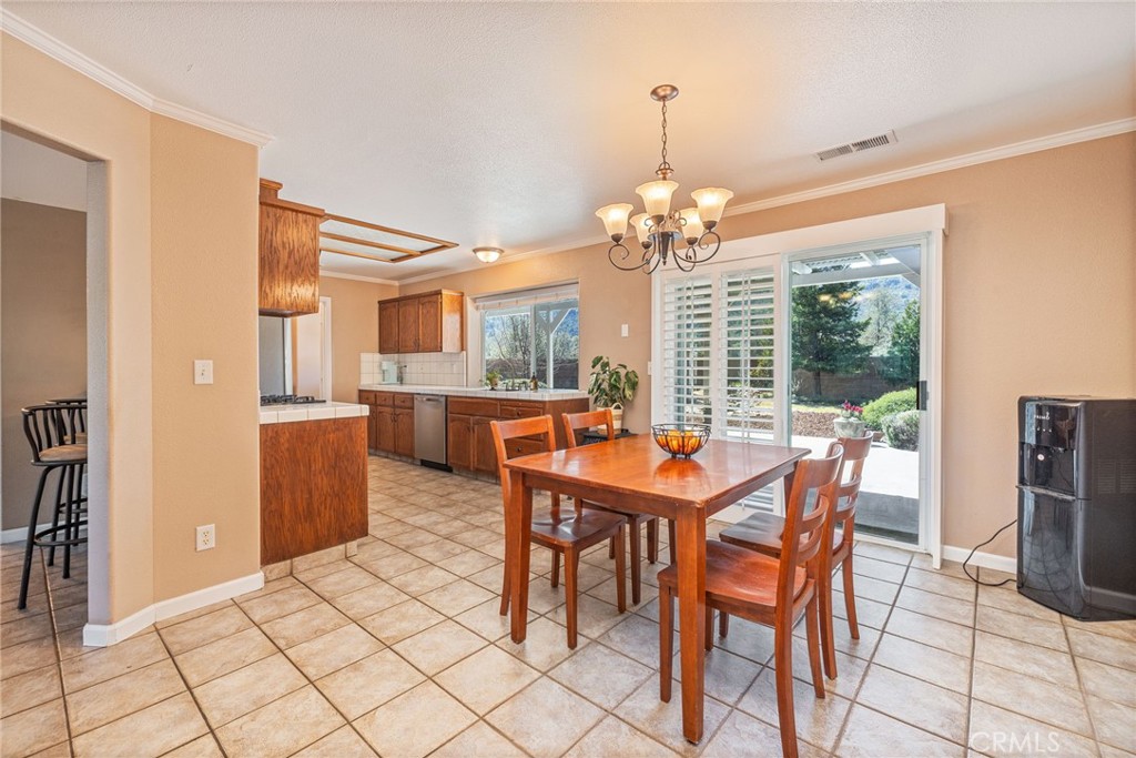 38778 Goldenrod, Oakhurst, CA 93644