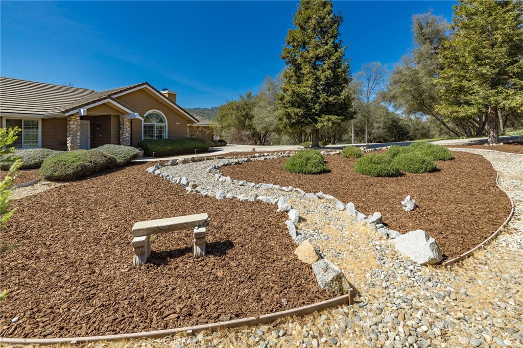 38778 Goldenrod, Oakhurst, CA 93644