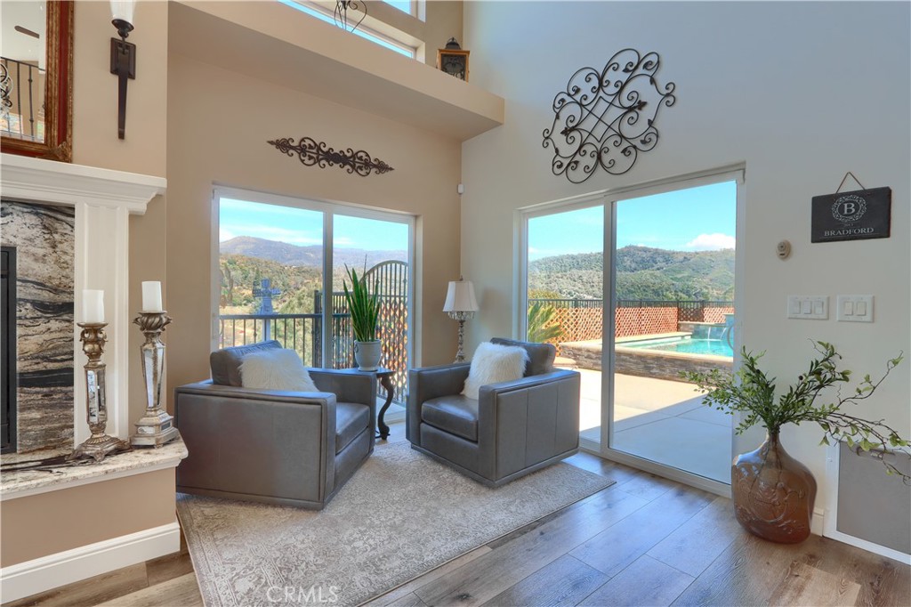 42038 Empty Creek, Oakhurst, CA 93644