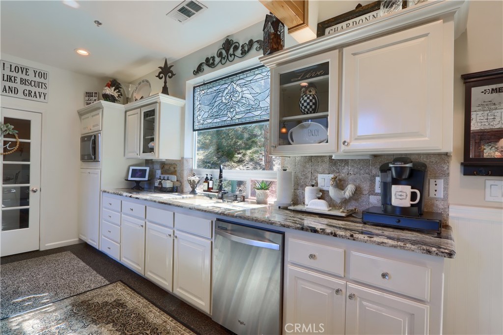 42038 Empty Creek, Oakhurst, CA 93644