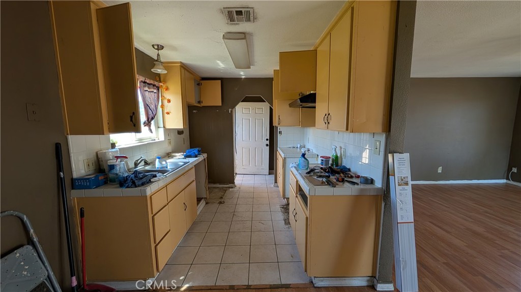 16717 Hill, Madera, CA 93638