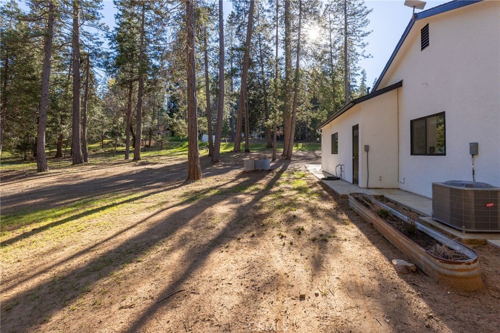 36273 Finegold Creek, North Fork, CA 93643