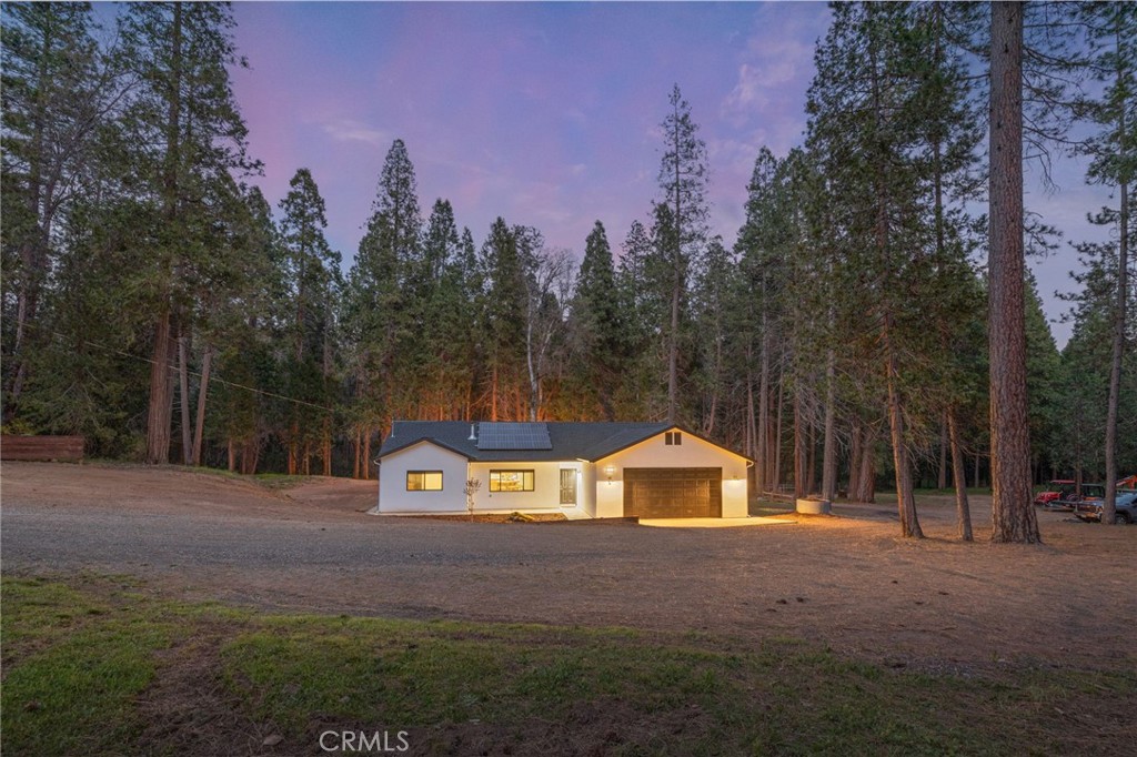 36273 Finegold Creek, North Fork, CA 93643